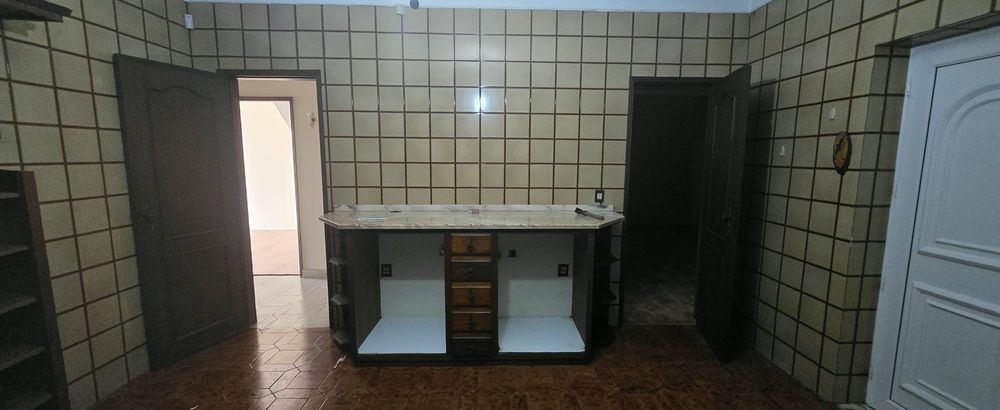 Varios armarios de cozinha