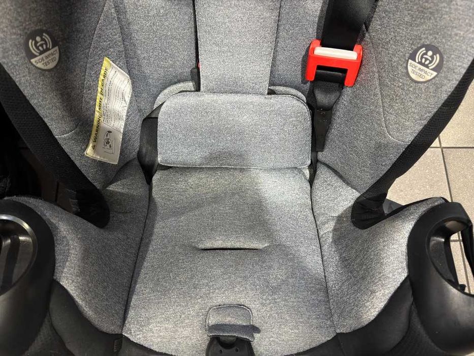 Автокрісло Evenflo Symphony ELITE/DLX гр. 0+/1/2/3 2,2-49,8 кг