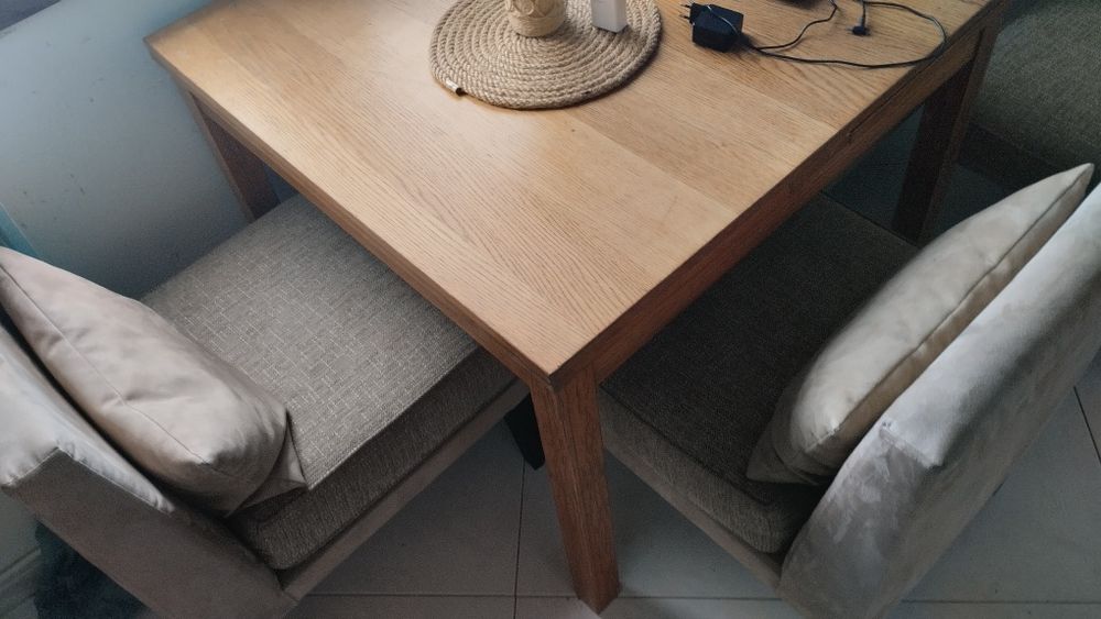 Conjunto de 4 Poltronas
**Conjunto de 4 Poltronas Modernas**