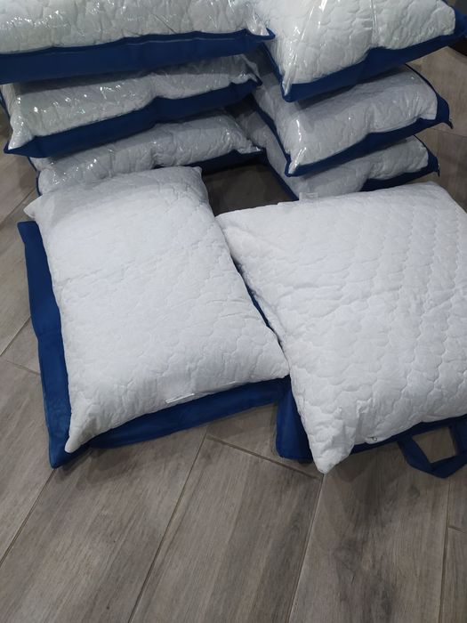 Подушка яка не збивається/чохол знімається/наволочки бавовна