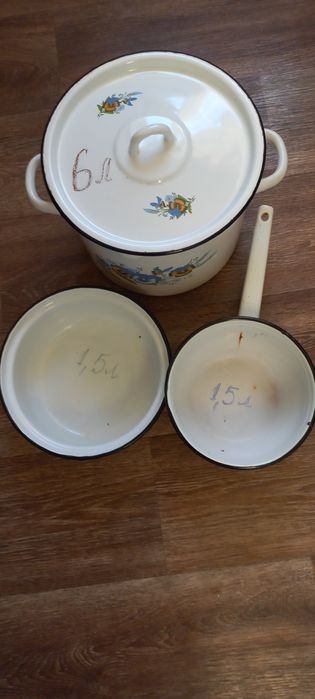 Кастрюли  эмалиров.  СССР  6л и 1.5 л