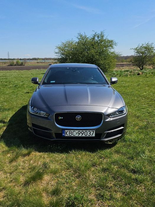 Jaguar XE Jaguar R-Sport AWD niski przebieg