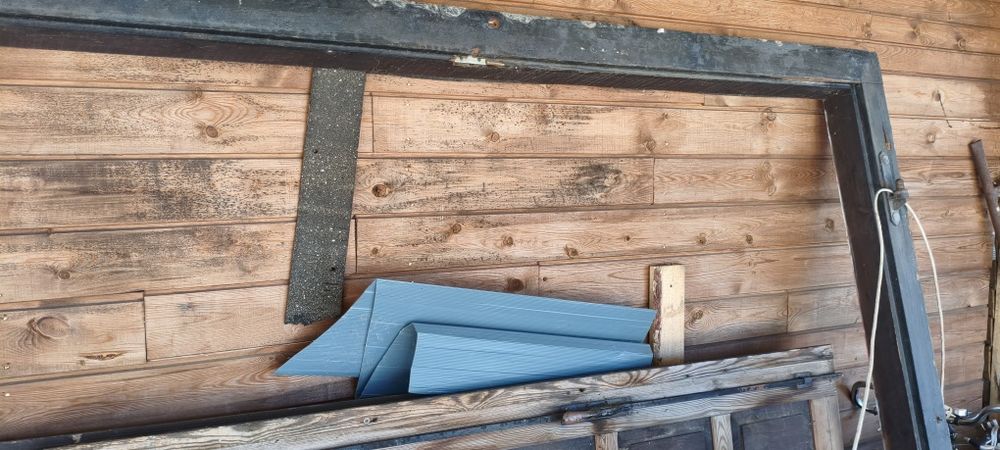 Solidna brama garażowa używana