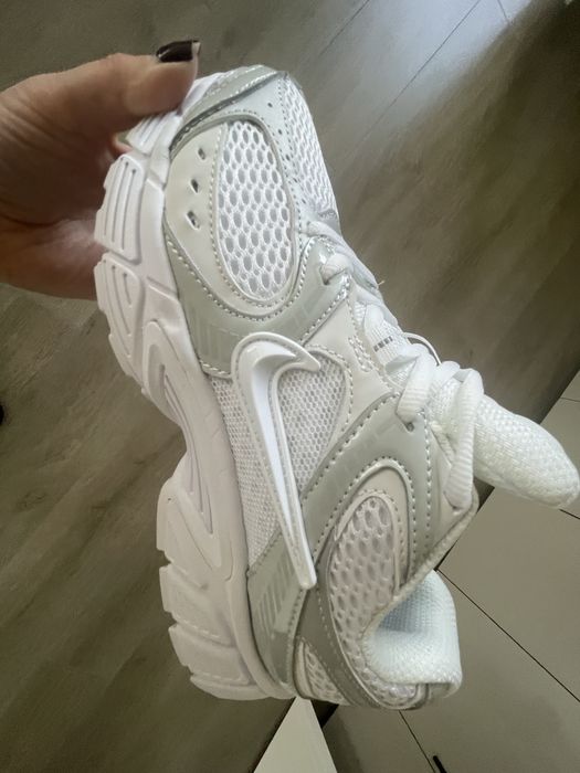 Кросівки  Nike 39