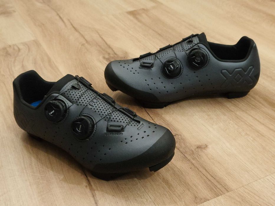 Sapatos de MTB Profissionais FLR FX-9 Carbon