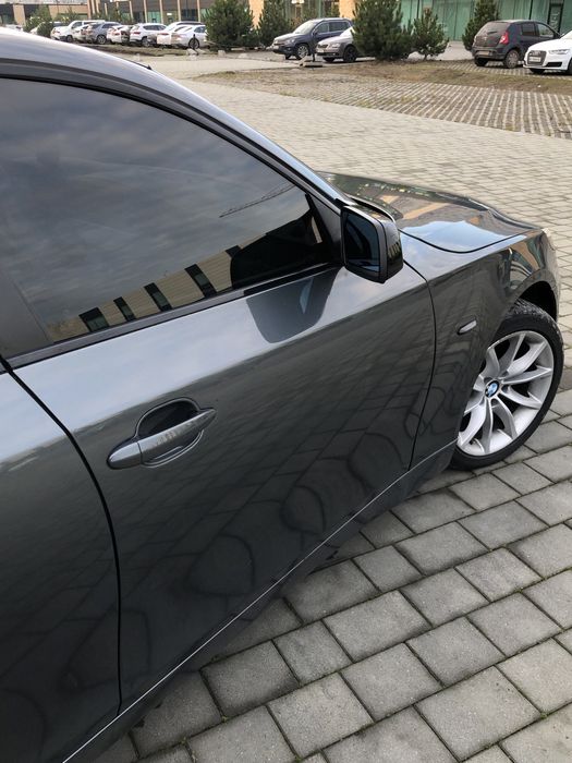 Продам BMW E60 320кс м57 автомат