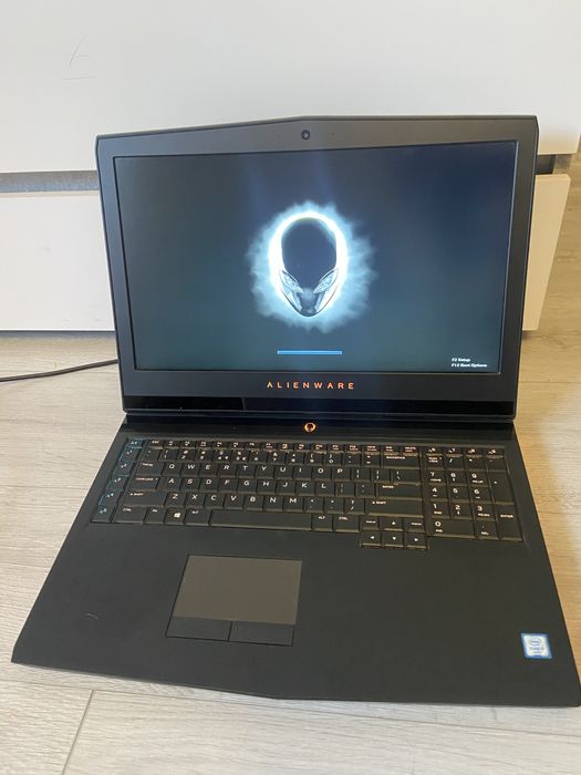 Dell alienware 17 r4
