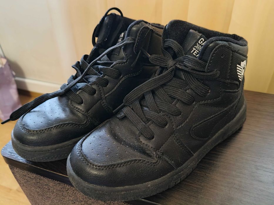 Черевики розмір 36