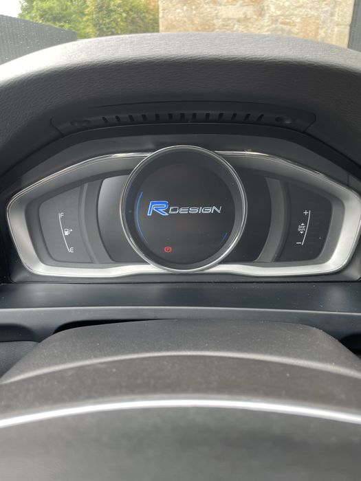 Volvo v60 1.6 R-design