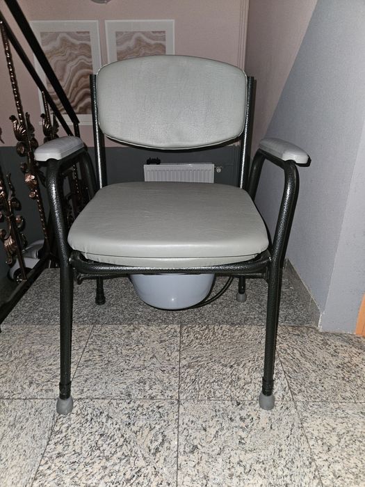 Krzesło toaletowe solidne
