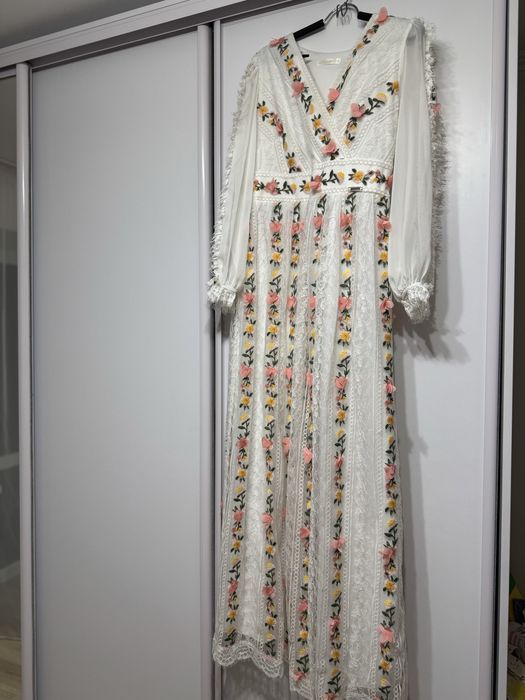 Сукня вишита,плаття нарядне,на розписку,весільна