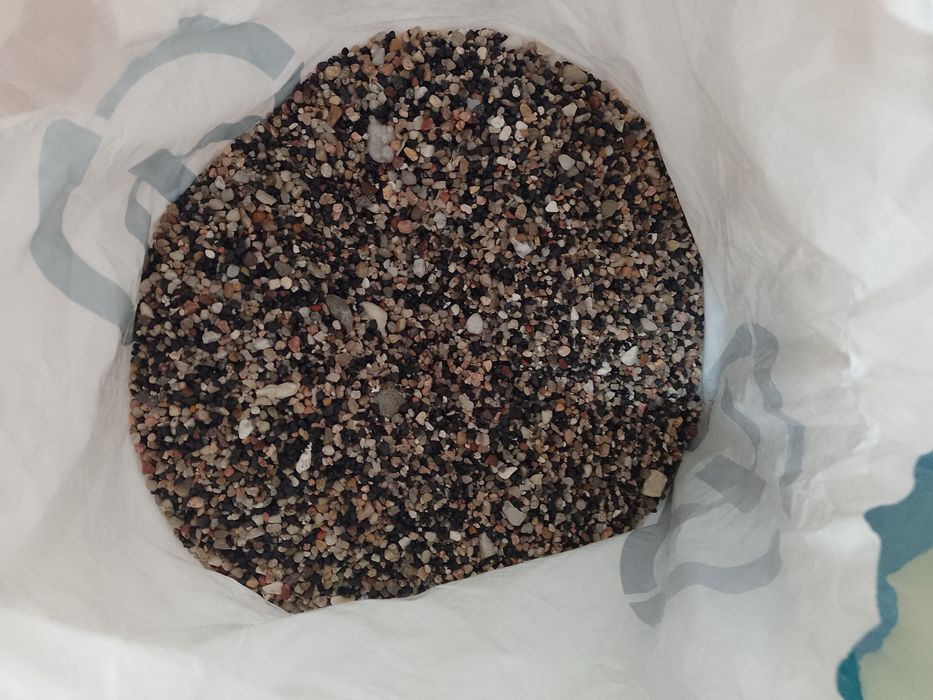 Żwirek akwarystyczny