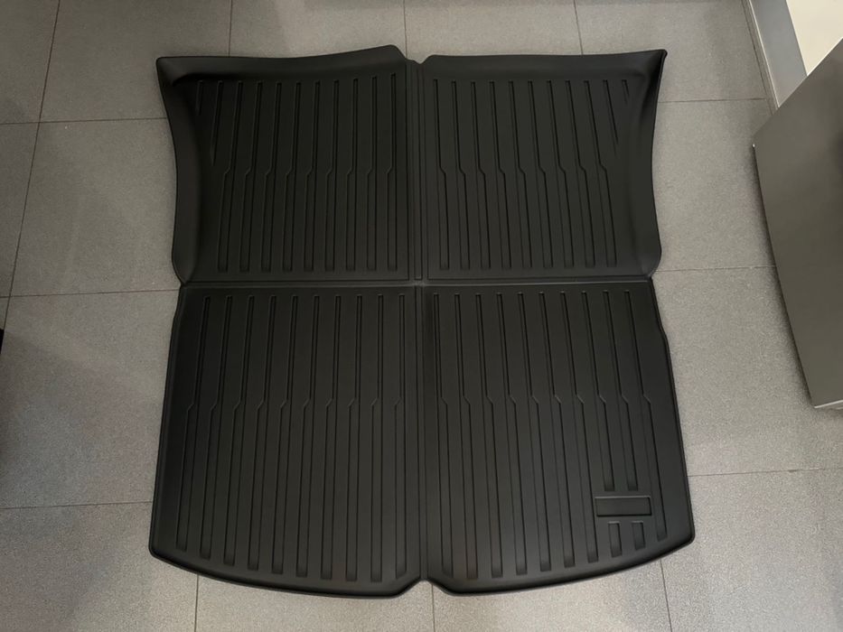 Conjunto 3 Tapetes Borracha TPE All Weather Tesla Model Y Novos
