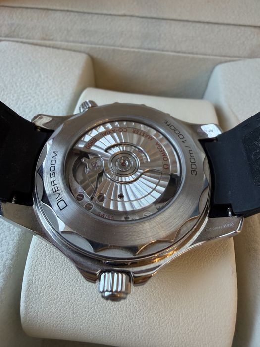 Omega Seamaster Diver 300M — чоловічий механічний годинник
