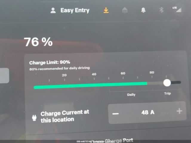 Tesla Model 3 2025 .