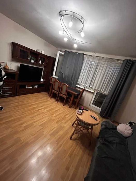 Komfortowe, dwupokojowe mieszkanie, 51 m² ul. Bolta w Toruniu (osiedle Na Skarpie), niski czynsz, trzecie piętro, blok.