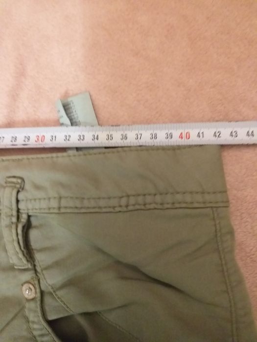 Nowe spodnie khaki zielone chinosy herrlicher r 40 w 30