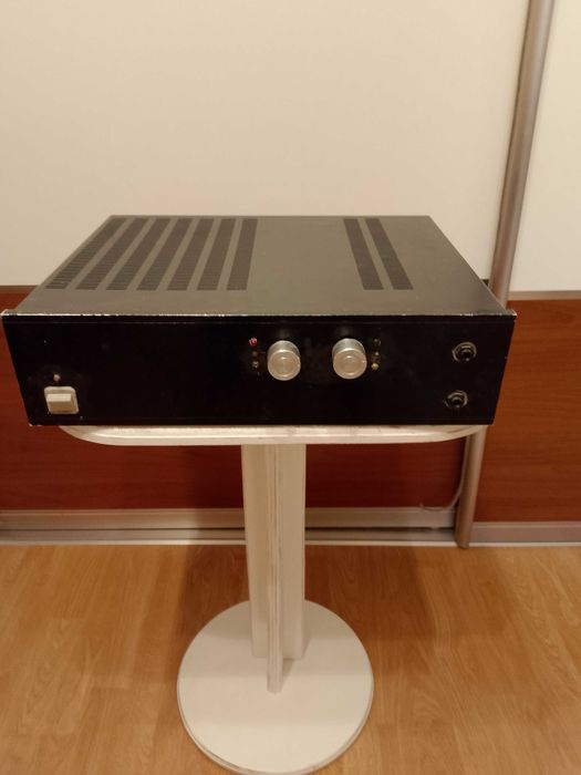 Оконечный стерео усилитель 2х150.