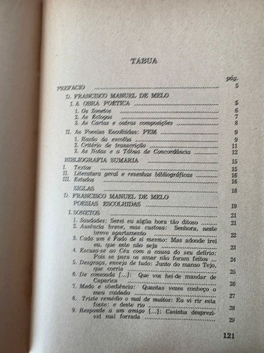 Livro "Poesias Escolhidas" de D. Francisco Manuel de Melo