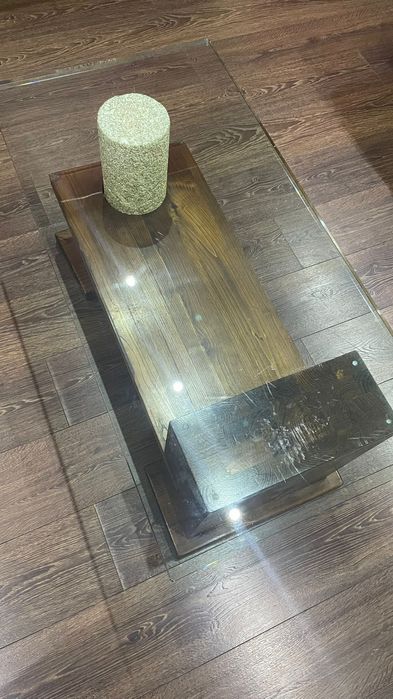 Mesa de centro em madeira