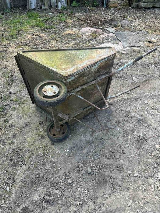 Тачка будівельна (садова)