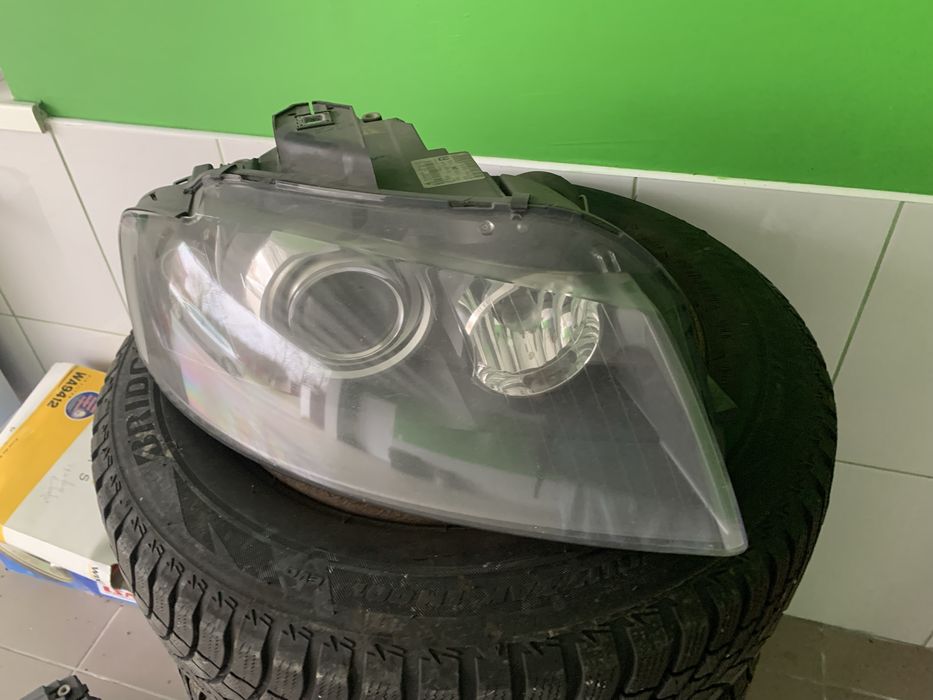 Фара передня Ауді А3, 2006