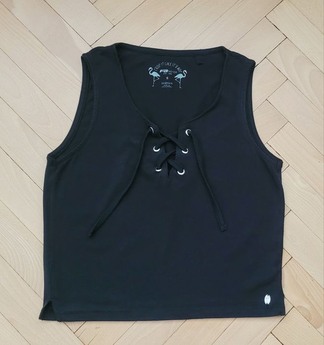Top damski czarny koszulka crop top wiazany dekolt Rozm. S