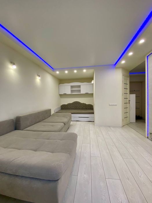 Продаж 1 кім. Аношкіна Правий берег