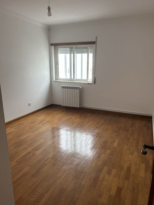 Quartos mobilados em Carcavelos