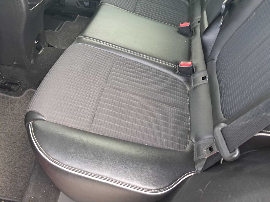 Renault kadjar automático, gasolina, câmara traseira, sensores de estacionamento, cruise control, avisador de mudança de faixa, luzes led, etc