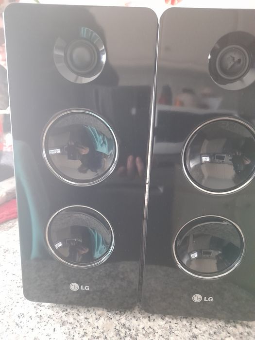 Colunas de som LG