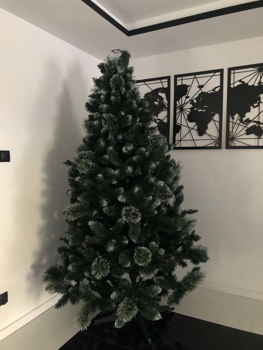Duża gęsta choinka 220 cm