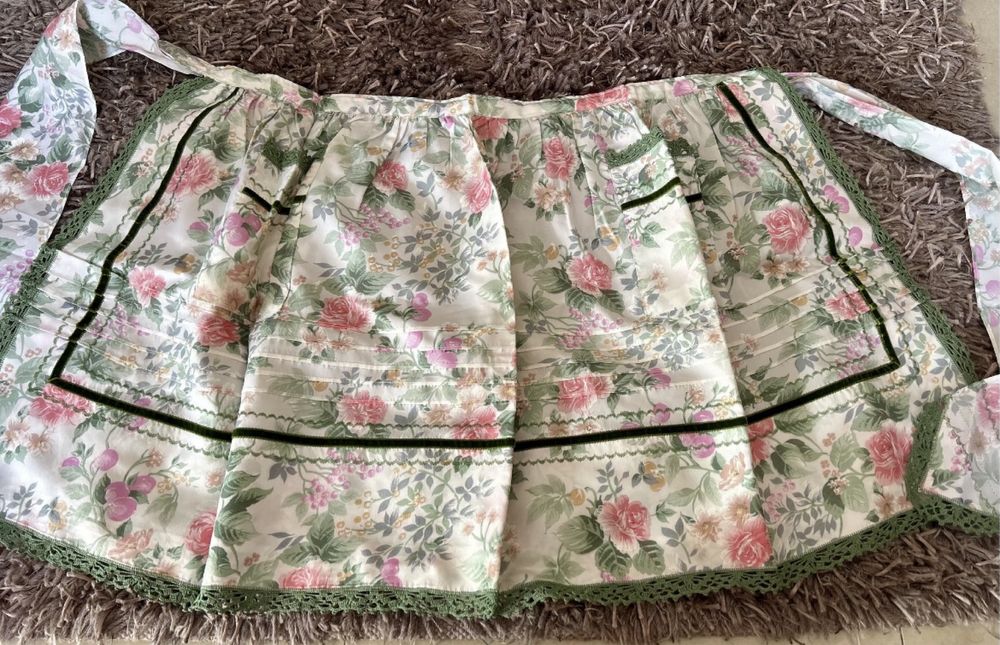 Aventais bordados tradicionais nazare