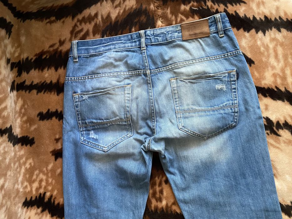 Джинсы мужские Bershka