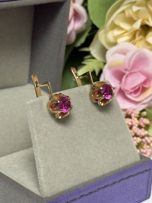 Золотые серьги 583 пробы