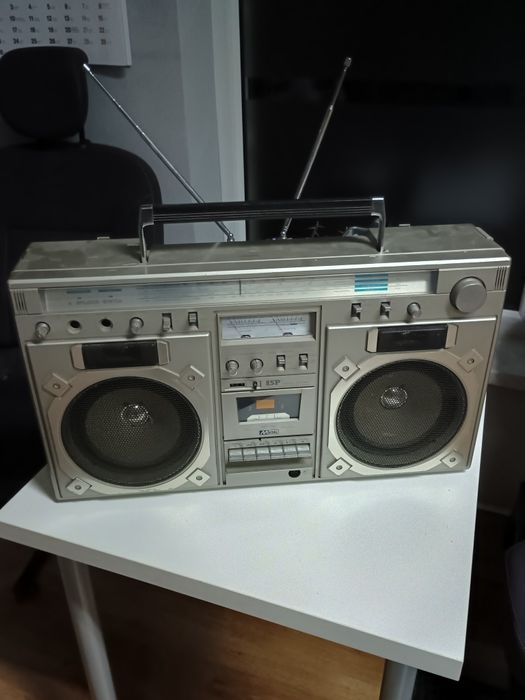Radiomagnetofon ISP 850