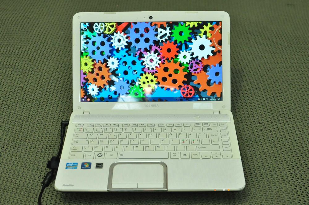 Мощный ноутбук Toshiba L830