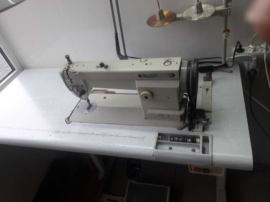 Промышленная швейная машинка  TYPICAL GC6-5  прямострочка