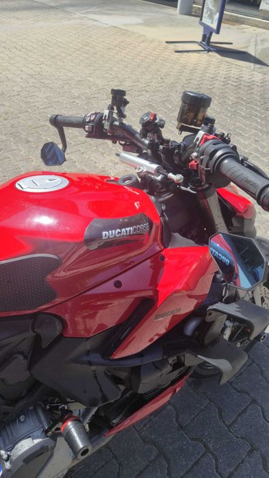 Ducati Streetfighter V2 === Extras em Carbono === Ver Descrição!!!