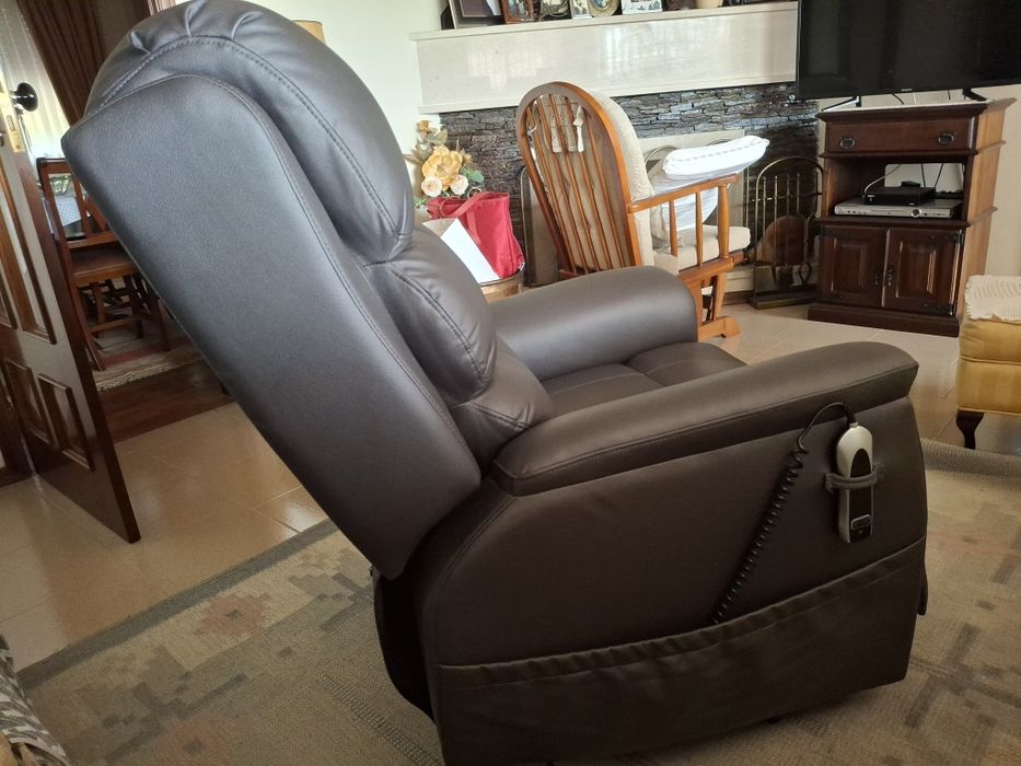 Cadeirão eléctrico geriatrico com garantia