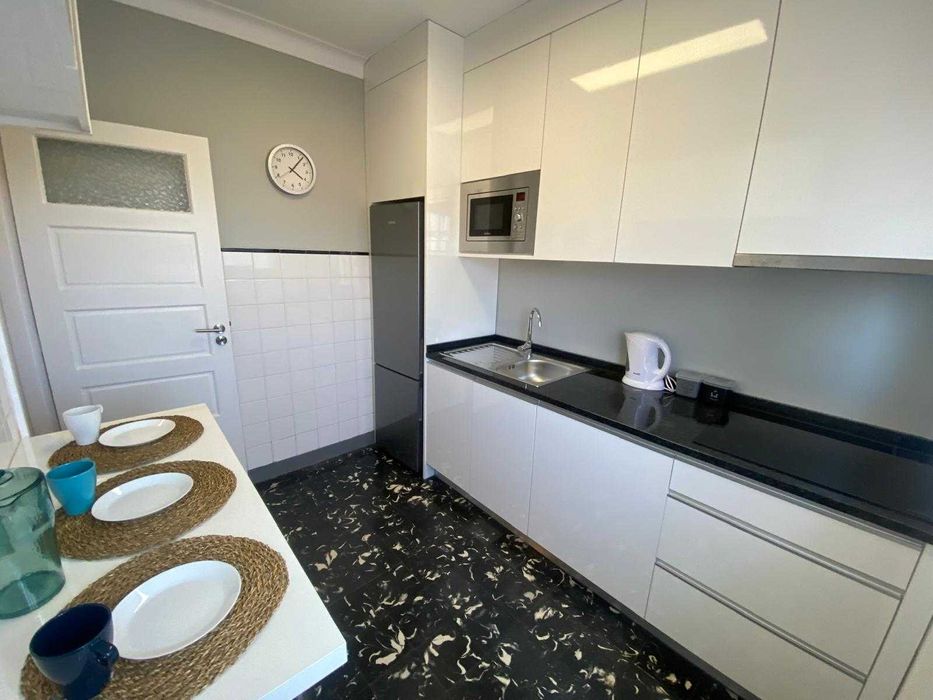 Quarto para Estudantes Universitários — Perto do Campus da Asprela | Casa Remodelada com Terraço