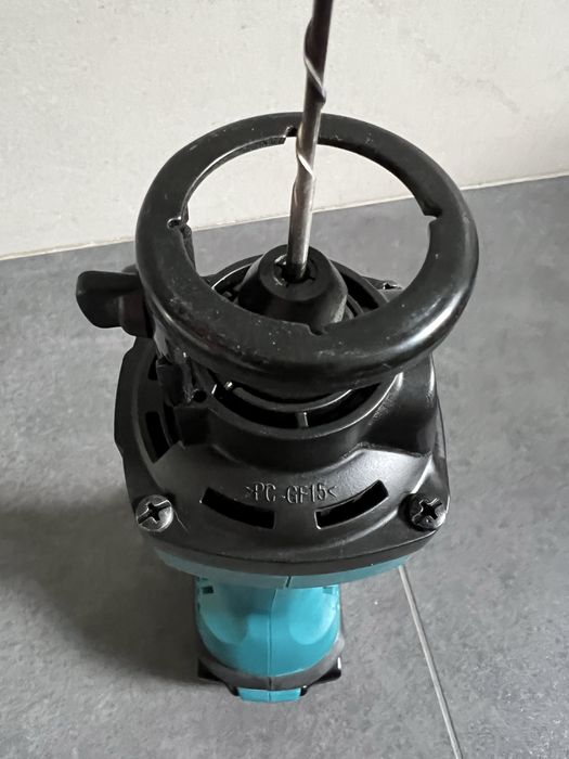 Акум.Фрезер для гіпсокартону Makita  DCO 180+AКБ 3.0