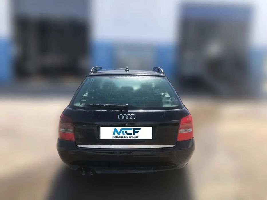 Audi (B5) A4 Avant 2.5 TDI de 2000 para peças