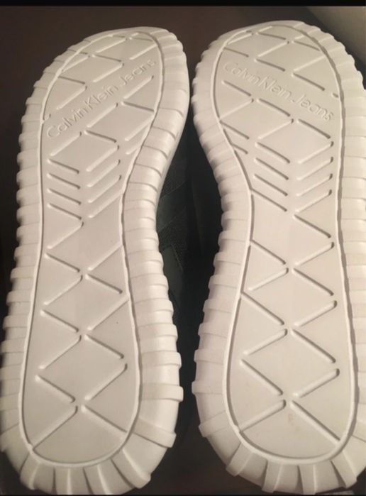 Sapatilhas Calvin Klein- NOVAS com etiqueta, oportunidade única!