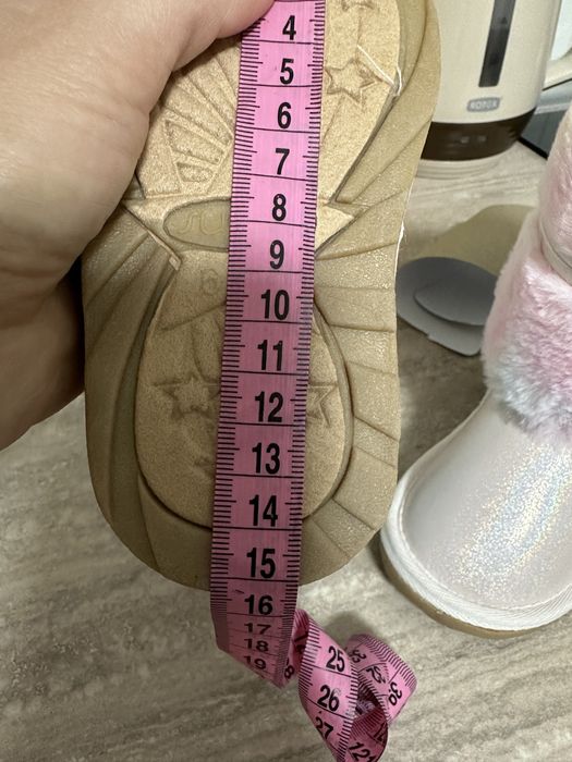 Продам новые Ugg