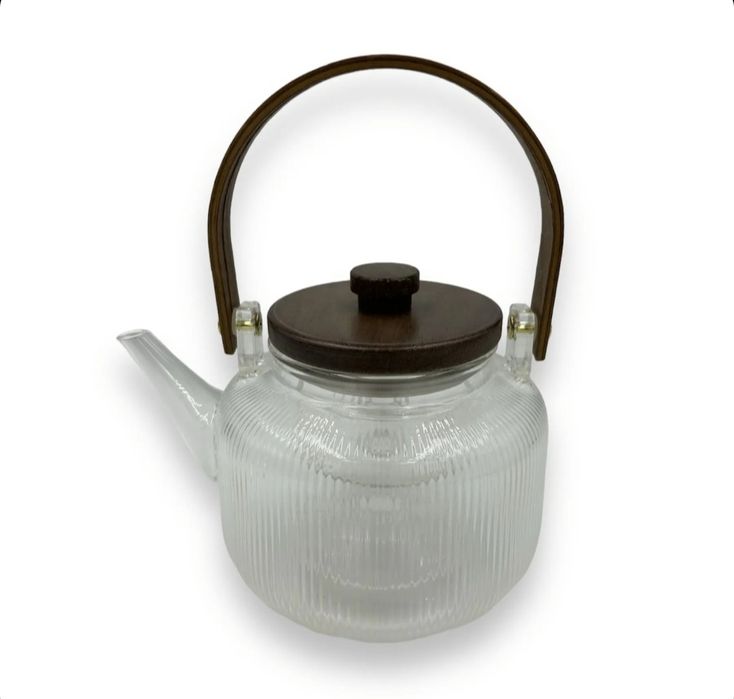 Чайник для заварювання Homla Elsie рифлений з дерев'яною ручкою 880 мл