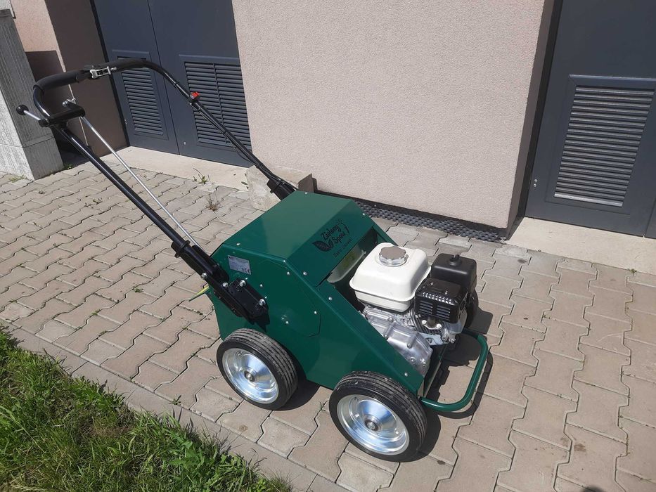 Zestaw aerator rurkowy i posypywarka piasku