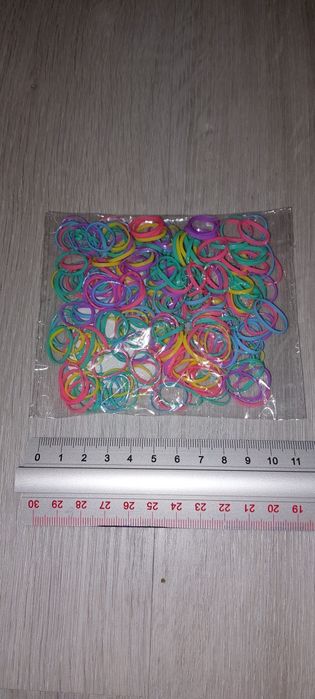 Gumeczki do włosów do warkoczyków różnokolorowe