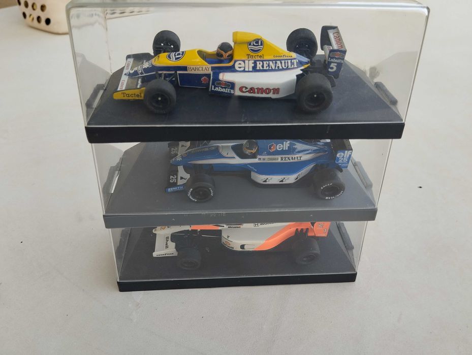 Lote 3 formula 1  Onyx