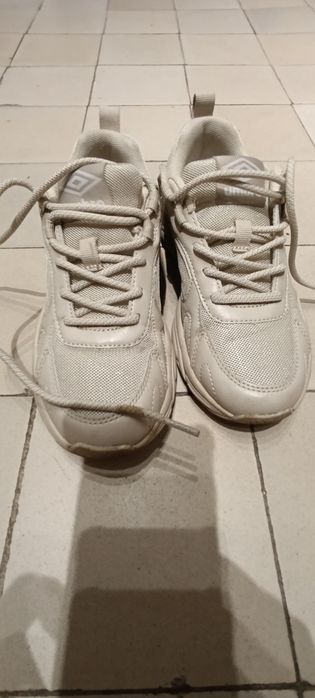 Buty sportowe damskie UMBRO